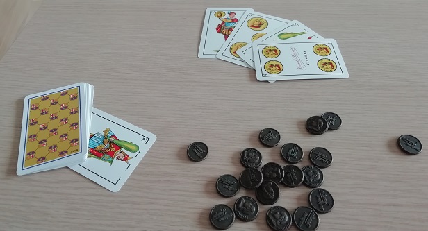 juegos de mesa pocha ejemplo de mano