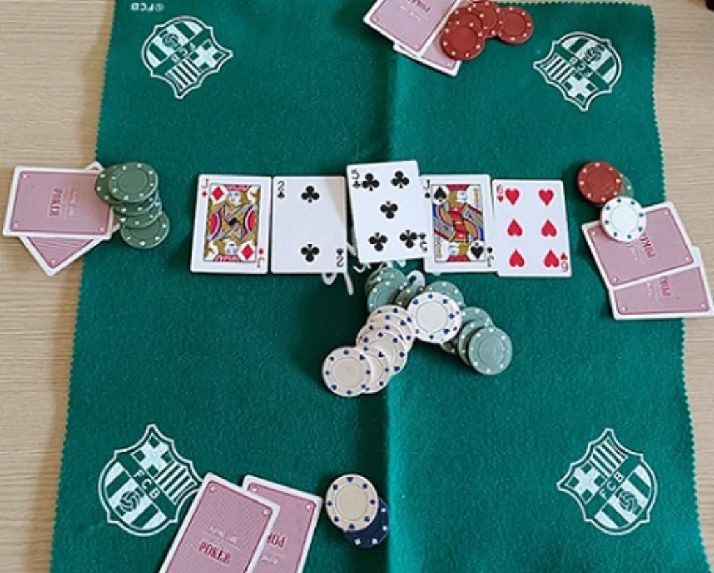 Protección en Mesas de Poker